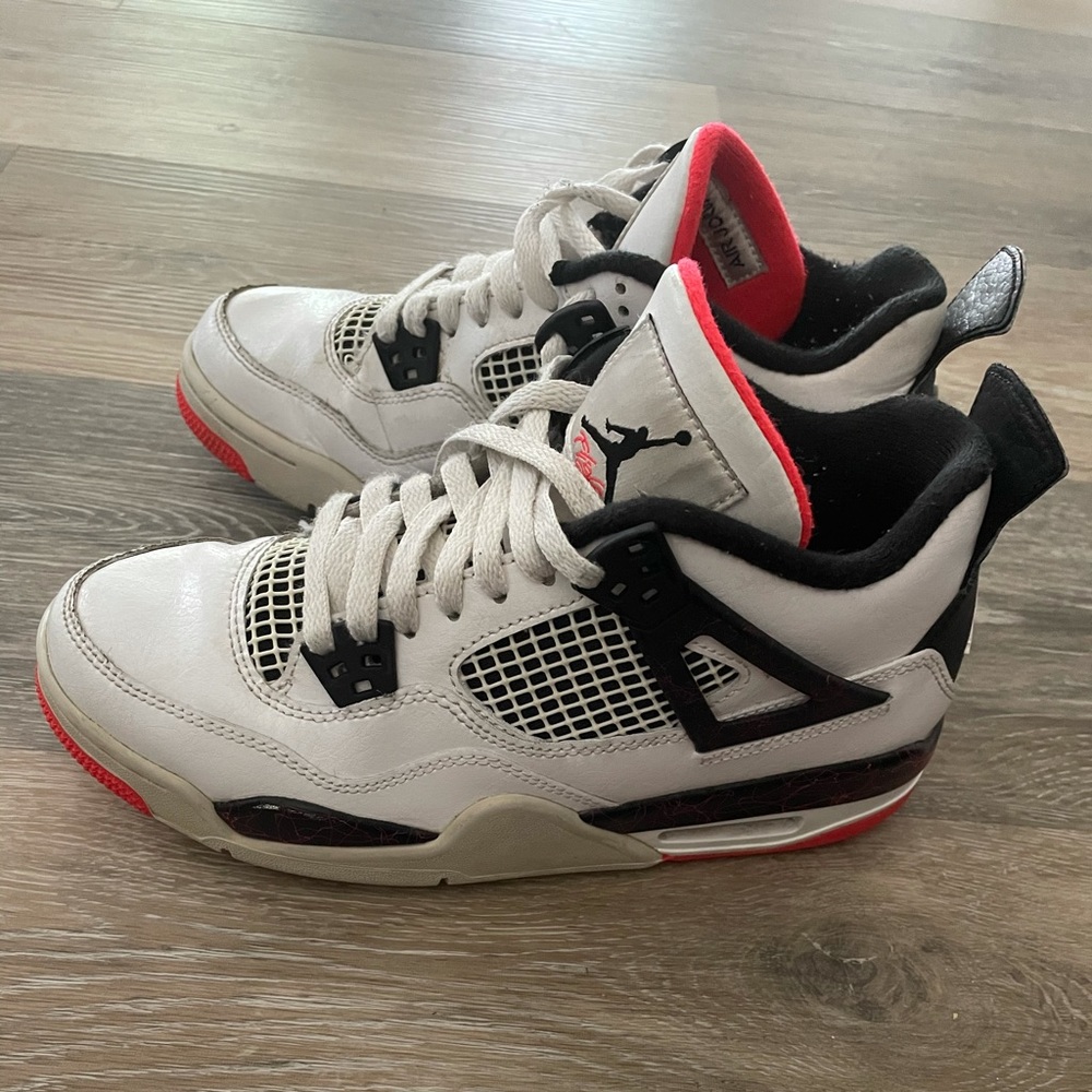 Jordan 4 Retro Pale Citron